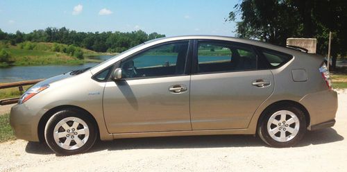 2008 toyota prius ii gas/electric hybrid - low reserve!