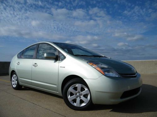 No reserve 2008 toyota prius hybrid great miles very nice save at the pump $$$$$