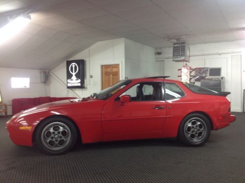 1987 porshce 944 turbo...red/black...5-spd...absolutely one of the newest!!!