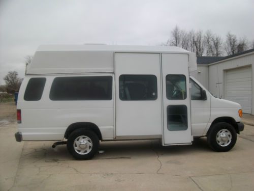 2006 ford econoline e350 super wheelchair van