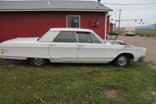 1967 chrysler newport base hardtop 4-door 6.3l