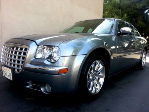 2006 chrysler 300 c sedan 4-door 5.7l