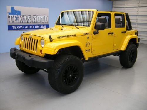 We finance!!  2009 jeep wrangler unlimited x 4x4 hard top lifted auto texas auto