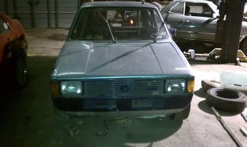 1984 vw rabbit project w/ roll cage