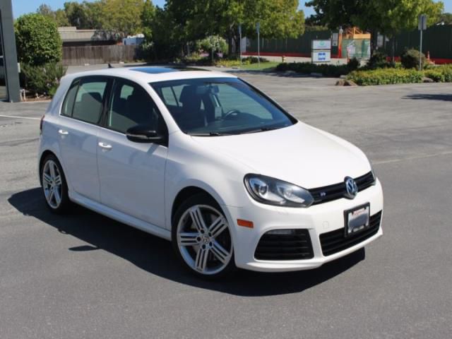 Volkswagen: golf r r w/ nav and premium sound and
