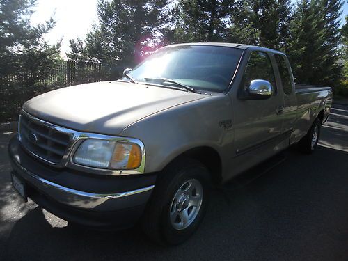 2001 ford f-150 5.4l v8 rwd extended cab, clean title