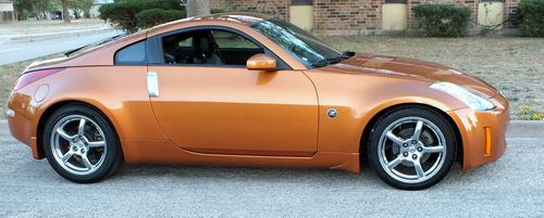 2005 nissan 350z touring manual mature driver, owner low hwy miles ex cond