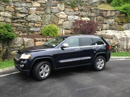 Perfect condition 2011 jeep grand cherokee limited suv 5.7l v8 only 20k miles!