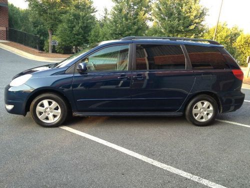 2004 toyota sienna xle limited 1 owner no accident