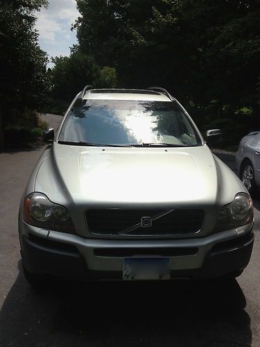 2005 volvo xc90 for parts only (transmission shot)