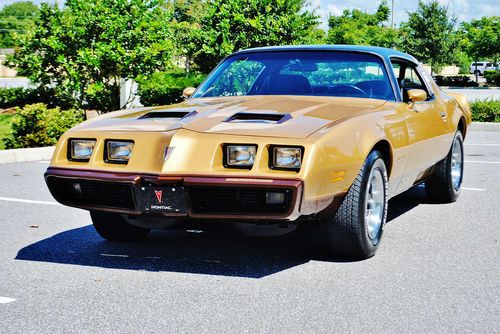 Fully restored to high spec's 79 pontiac firebird formula truly stunning classic