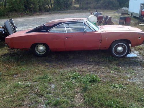 1968 rt charger 440 / barn find missing engine