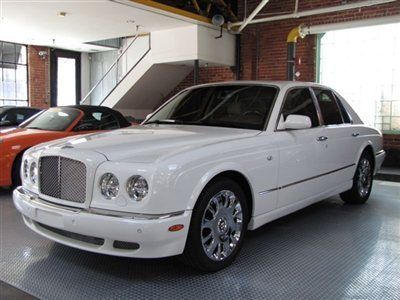 2005 bentley arnage r white, low miles , 2 owners