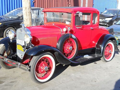 1930 ford  2 dr