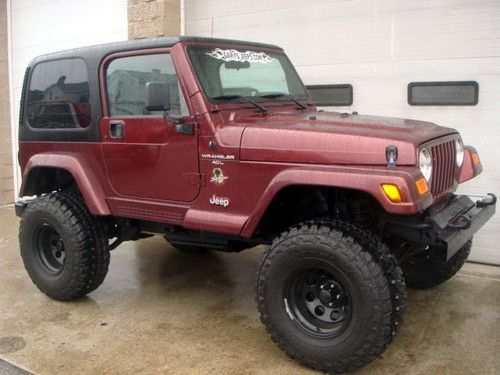 2001 jeep wrangler  sahara edition, 6 cylinder, automatic,   monster jeep!