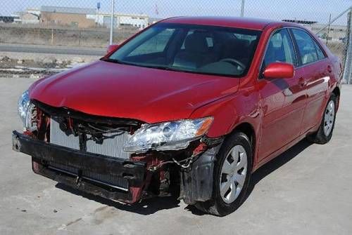 2009 toyota camry damadge reapiarble rebuider good airbags! only 2k miles runs!