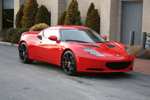 ***very low mileage evora ips 2+2 with sport &amp; tech packages