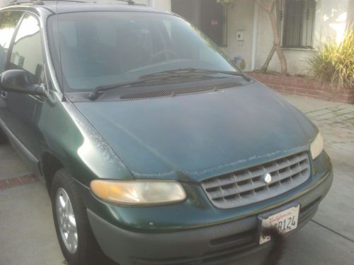 1998 plymouth grand voyager se 3.3l needs work save a bundle.