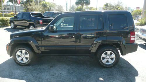 2009 jeep liberty {sky view panel roof} florida owned vehicle