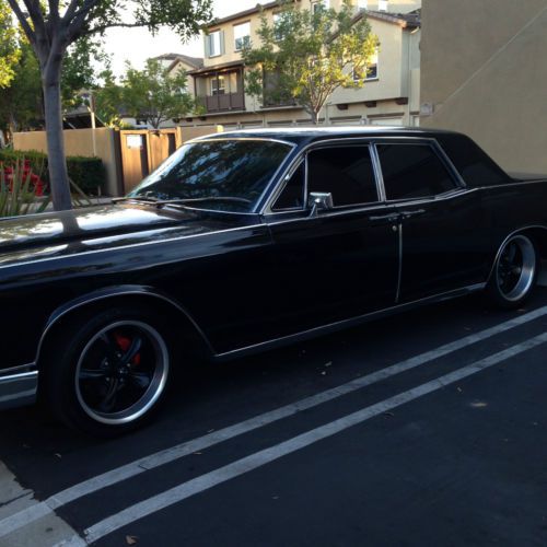 Clean 1966 lincoln continental base 7.6l suicide doors