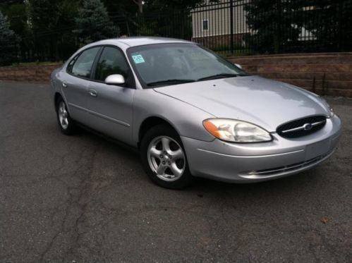 2002 ford taurus se 4 door nice economical car loaded  no reserve absolute sale
