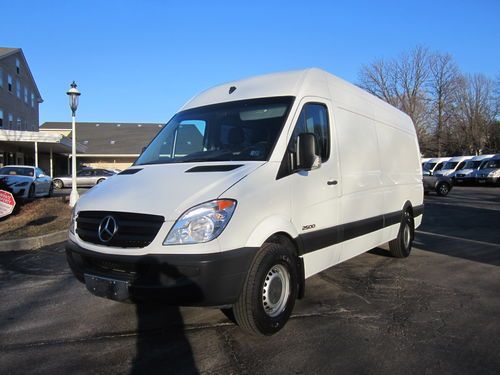 2007 dodge sprinter 170"wb. 2500 raised roof van