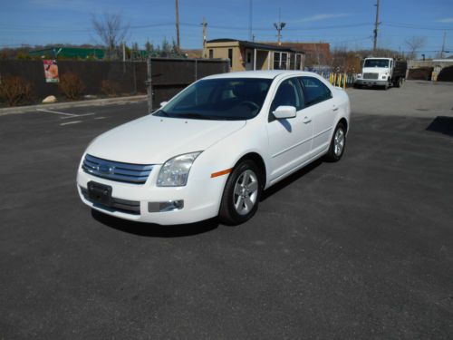 Beautiful 2007 fusion, awd, leather!!! no reserve!!!