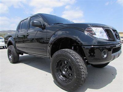 11 nissan frontier crew cab black automatic 4.0 v6 lifted immaculate vehicle