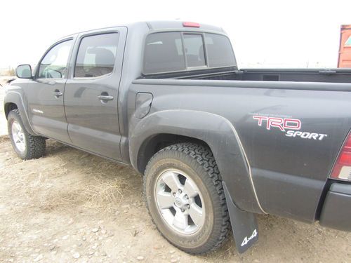 2007 toyota tacoma 4 door 4wd, gray