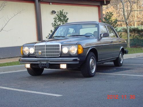 1985 mercedes benz 300d (turbo diesel)