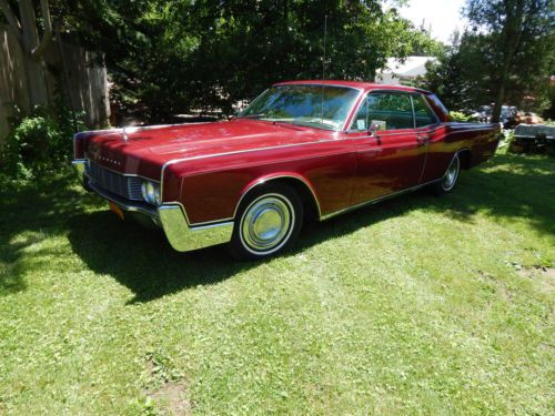 1966 lincoln continental 2 door