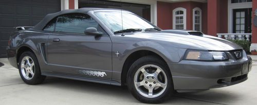 2003 ford mustang convertible premium