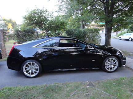 2011 cadillac cts v excellent cond. 12,500 miles 556hp 6speed coupe 2-door 6.2l