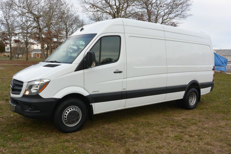 2014 mercedes-benz sprinter base standard cargo van 3-door