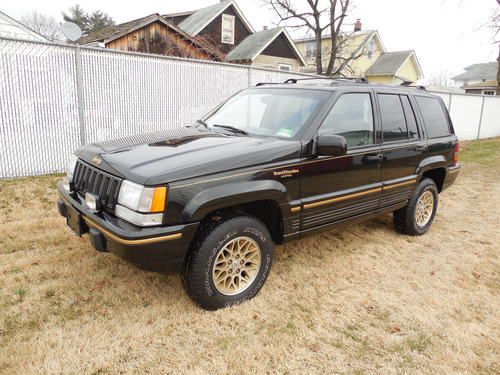 1995 jeep grand cherokee limited suv 4-door 5.2l super low miles 1 owner wow