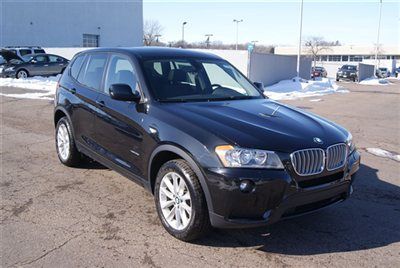 Pre-owned 2013 x3 2.8i xdrive, premium pkg, pano roof, heated seats, 10597 miles