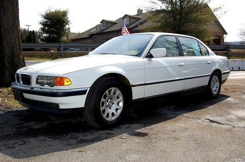 One owner 2000 bmw 740il  complete service records..tappy engine mechanicspecial