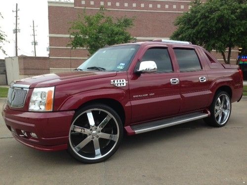Escalade ext many upgrades navigation dvd tv 26" wheels clean loaded no reserve