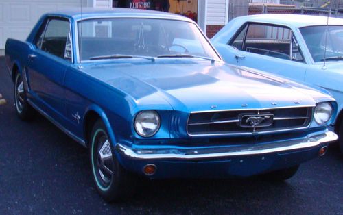 1965 mustang coupe 6 cyl. 200 c.i.