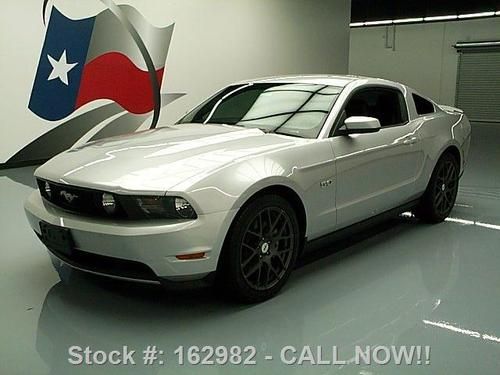 2011 ford mustang gt 5.0 6 spd leather spoiler 19's 34k texas direct auto
