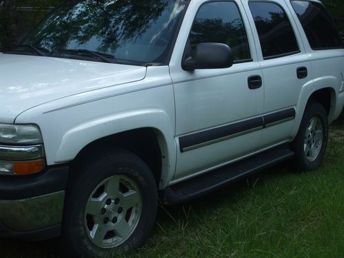 04 chevy tahoe 5.3 auto power everything driver information center cloth int., image 1