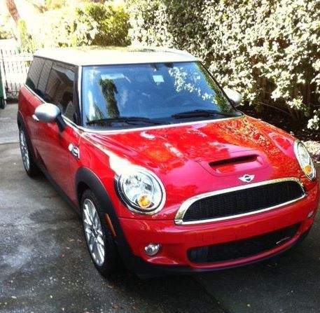 Red mini cooper clubman "john cooper the works!" only 33,400 miles yr. 2009