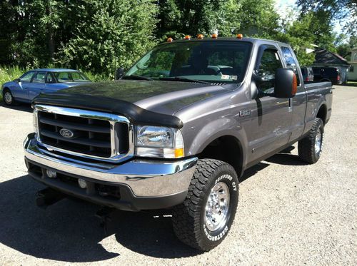 2003 ford f250 super cab xlt 4x4 1 owner only 47000 miles!!!