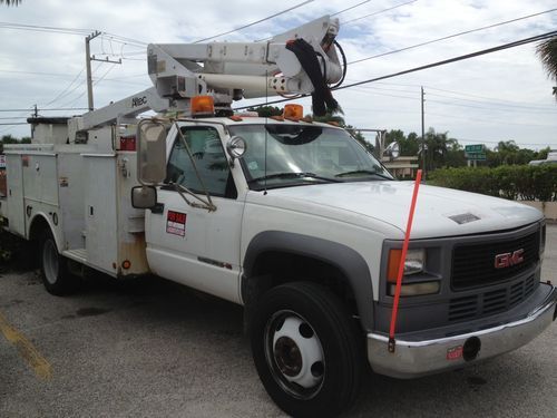 Bucket truck 2002 gmc sierra 40' bucket truck