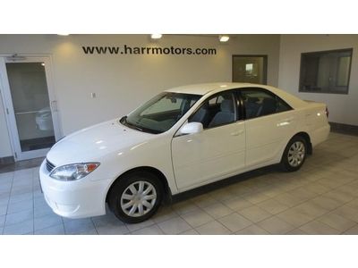 2005 toyota camry le 2.4l cd front wheel drive  -