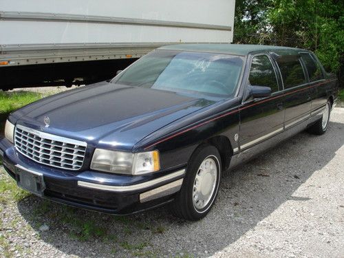 1999 cadillac deville base limousine 4-door 4.6l