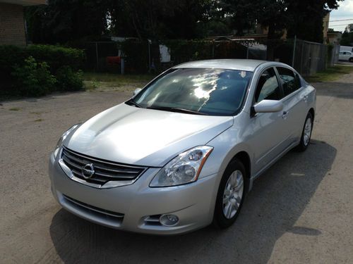 2012 nissan altima s 17k miles