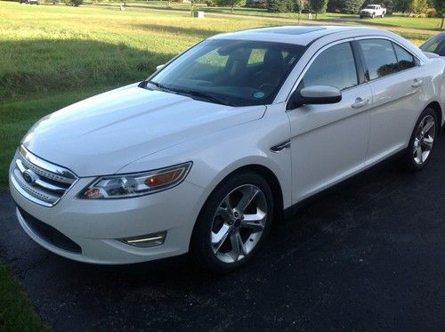 2011 ford taurus sho awd ecoboost - loaded with every option!