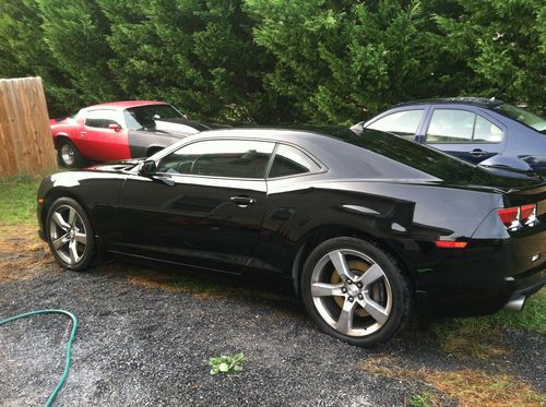 2010 chevrolet camaro ss coupe 2-door 6.2l