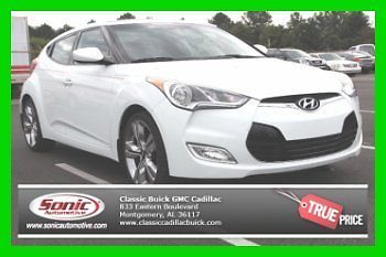 Veloster - navigation - panoramic roof - manual transmission - infinity stereo